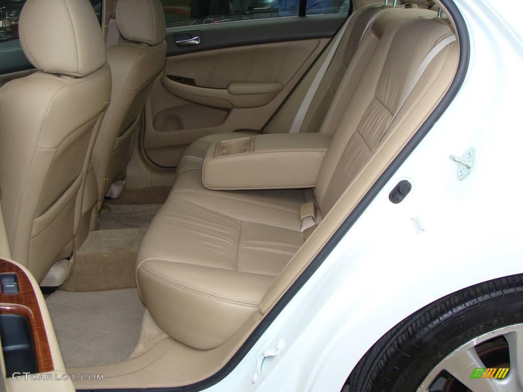 2006 Accord EX-L V6 Sedan - Taffeta White / Ivory photo #7