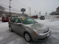 2008 Vapor Silver Metallic Ford Focus SE Coupe  photo #1