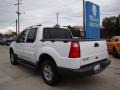 2005 Oxford White Ford Explorer Sport Trac XLT 4x4  photo #6