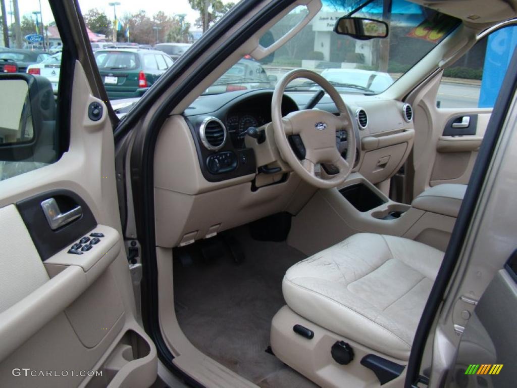 2003 Expedition XLT - Arizona Beige Metallic / Medium Parchment photo #11