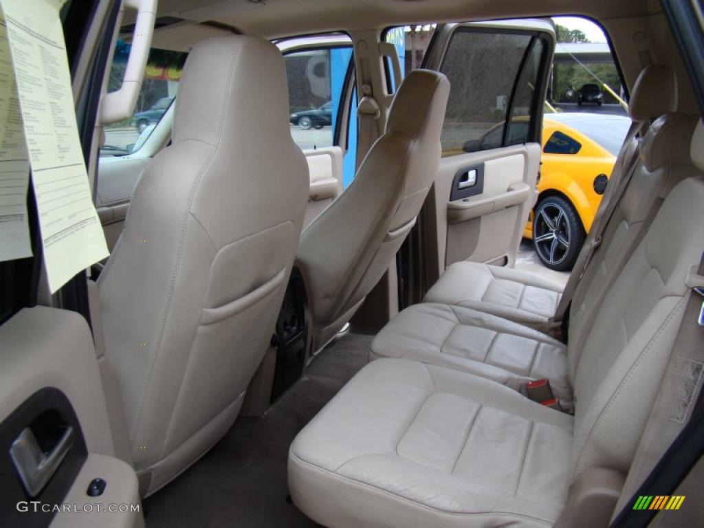 2003 Expedition XLT - Arizona Beige Metallic / Medium Parchment photo #14