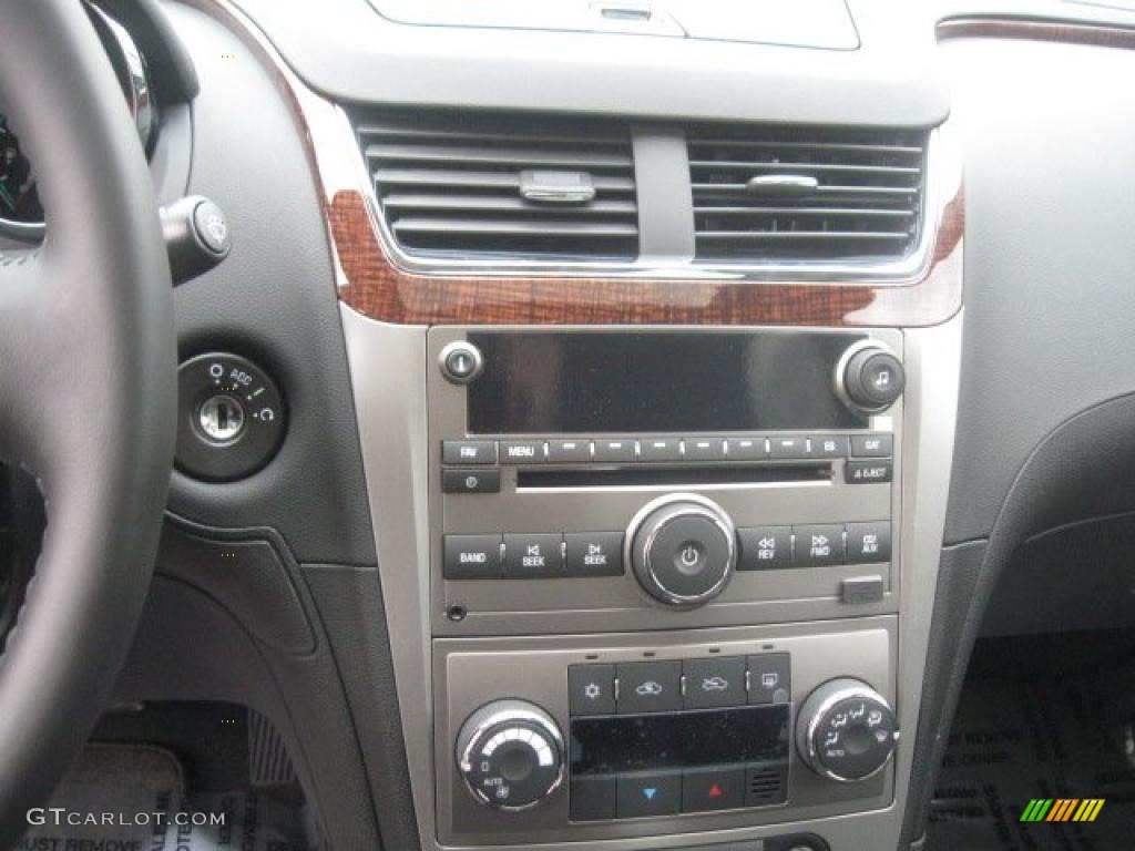 2011 Chevrolet Malibu LTZ Controls Photo #42455943
