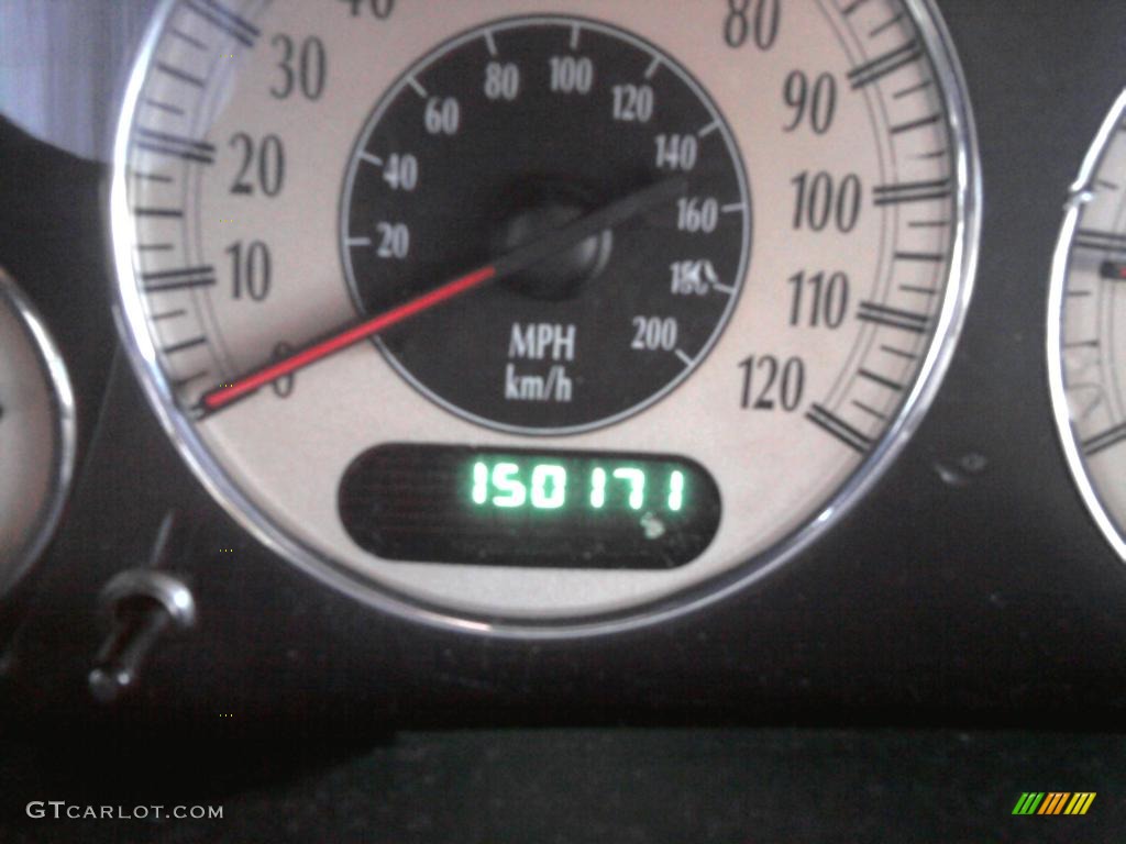 2001 Town & Country LXi AWD - Dark Garnet Red Pearl / Sandstone photo #10