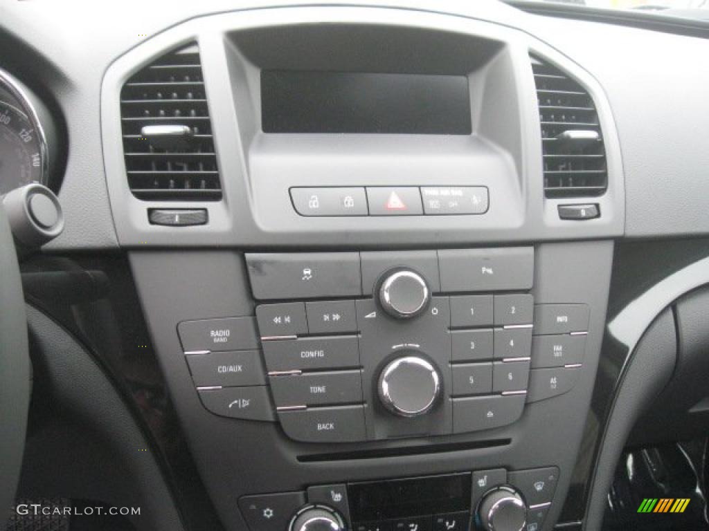 2011 Buick Regal CXL Turbo Controls Photo #42456319