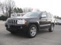 Black - Grand Cherokee Overland 4x4 Photo No. 1
