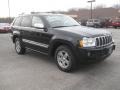 Black - Grand Cherokee Overland 4x4 Photo No. 3