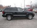 Black - Grand Cherokee Overland 4x4 Photo No. 4