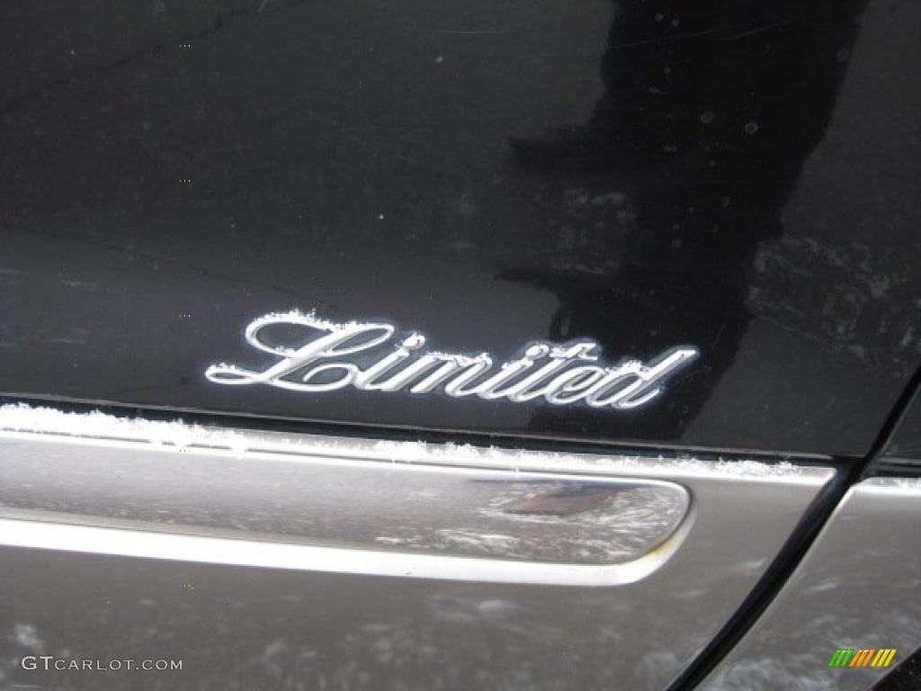 2001 Ford Windstar Limited Marks and Logos Photos