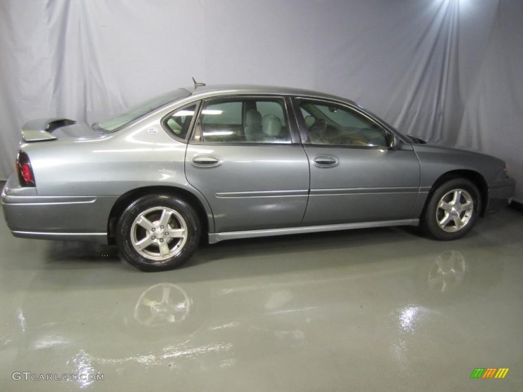 2005 Impala LS - Medium Gray Metallic / Medium Gray photo #11