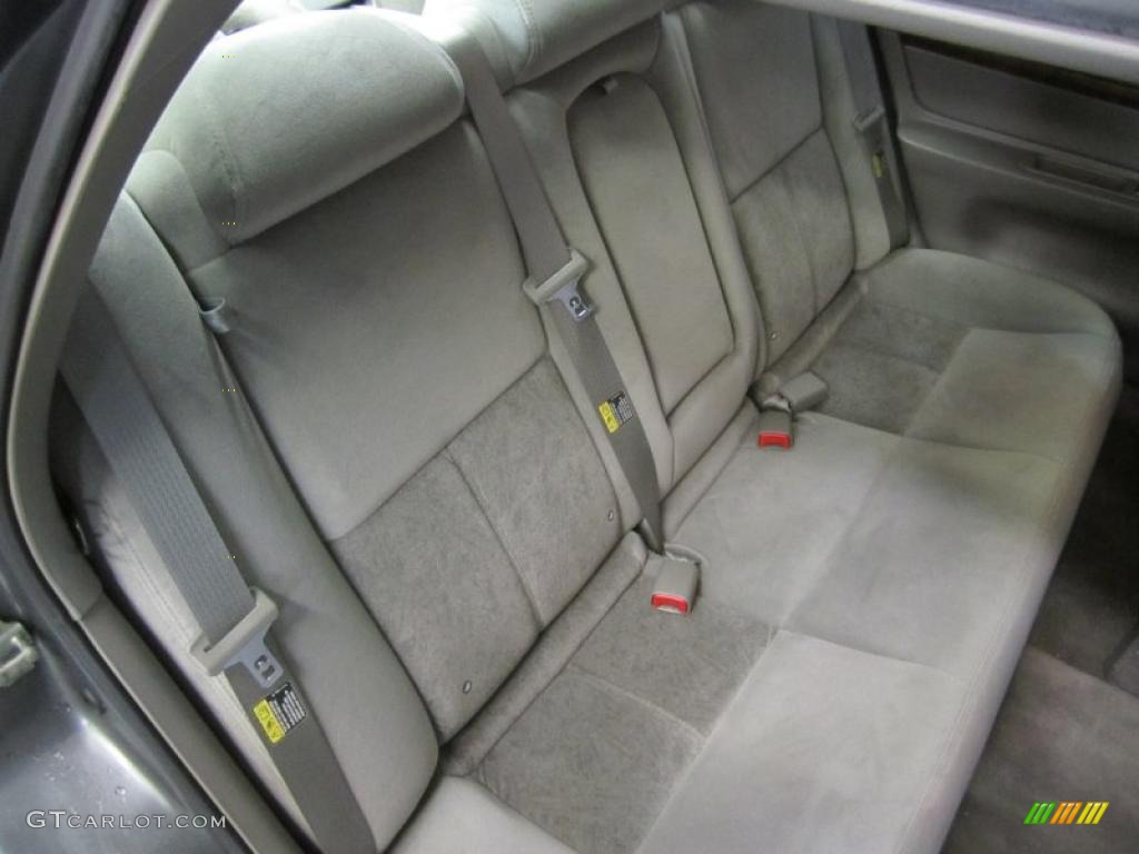 2005 Impala LS - Medium Gray Metallic / Medium Gray photo #18