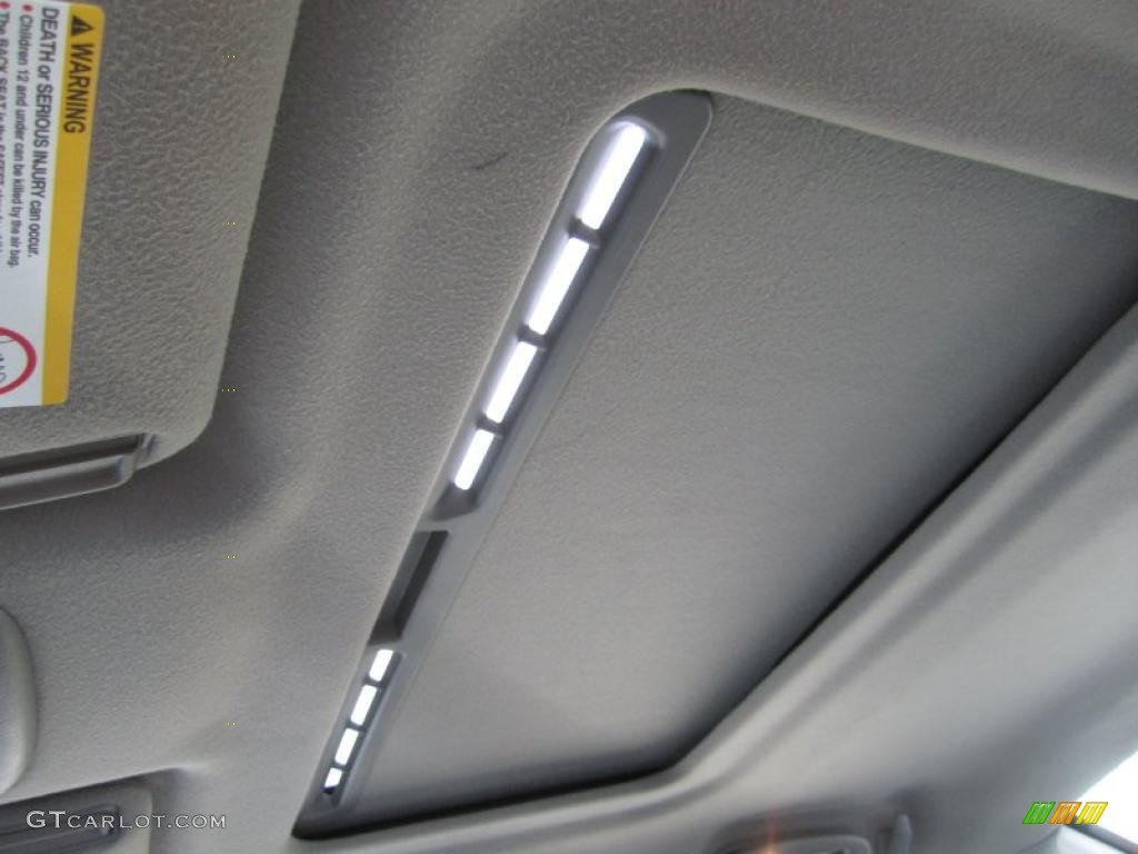 2005 Impala LS - Medium Gray Metallic / Medium Gray photo #30