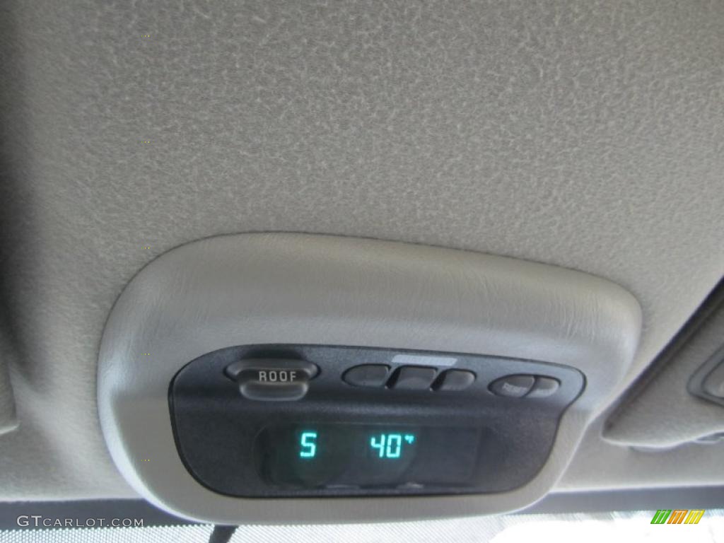 2005 Impala LS - Medium Gray Metallic / Medium Gray photo #31