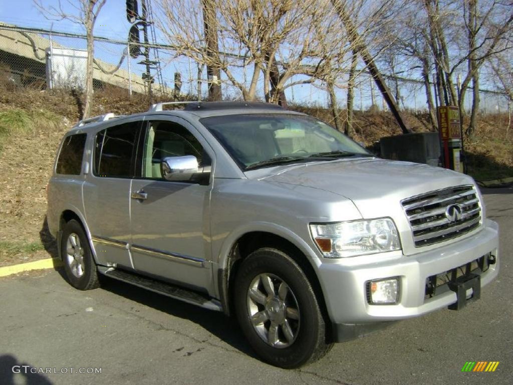 2004 QX 56 4WD - Silver Indulgence / Willow photo #4