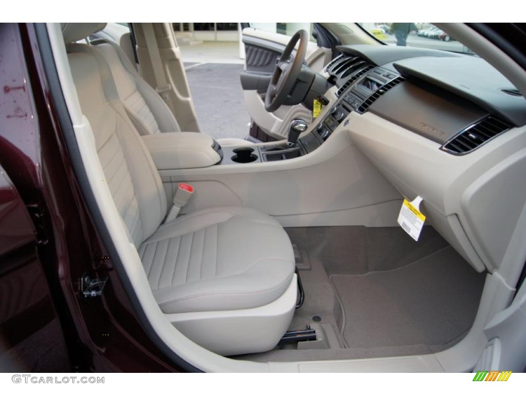 Light Stone Interior 2011 Ford Taurus SE Photo #42461767