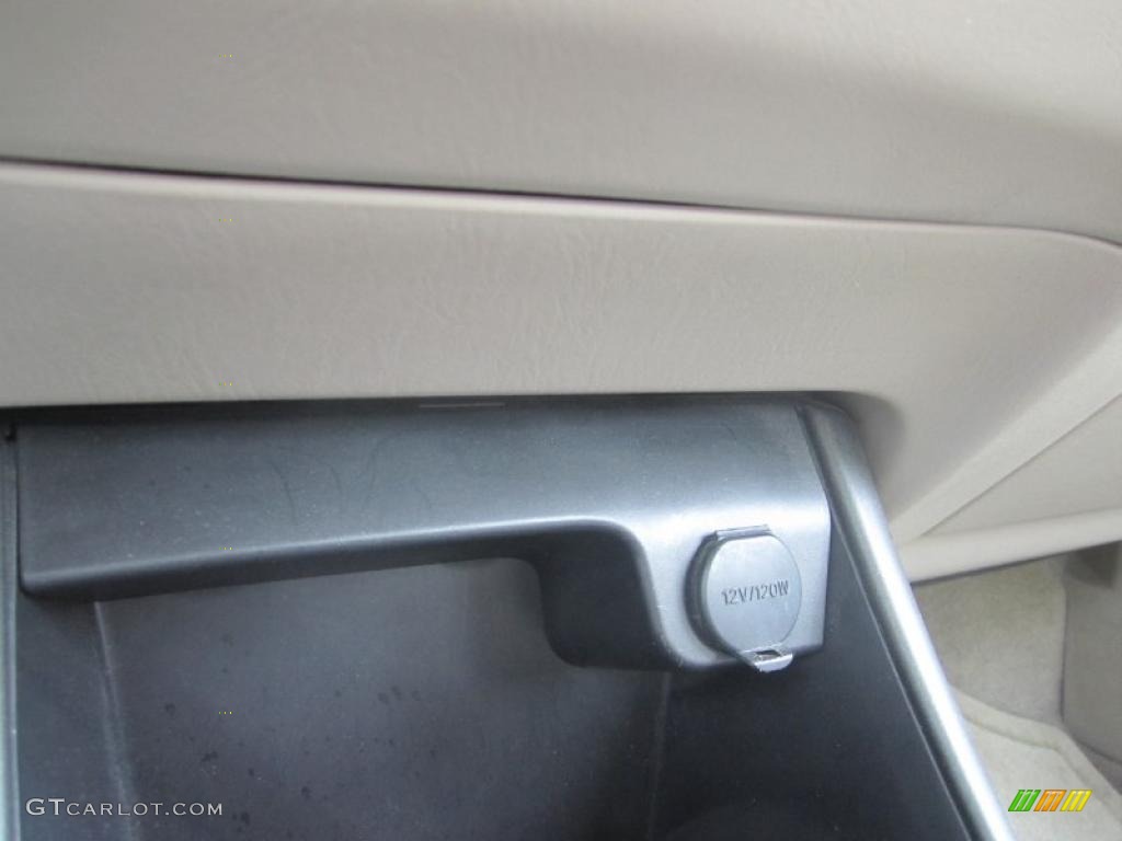 2003 Camry LE - Salsa Red Pearl / Stone photo #27