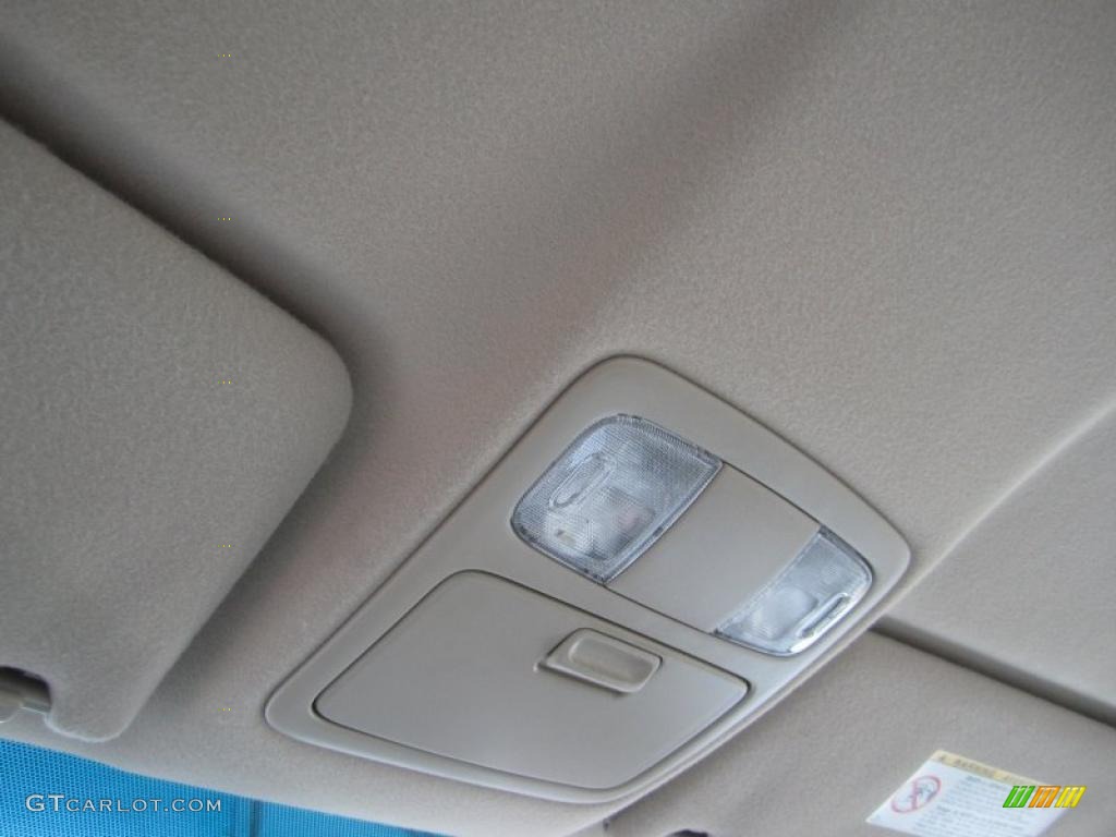2003 Camry LE - Salsa Red Pearl / Stone photo #28