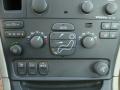 Taupe/LightTaupe Controls Photo for 2002 Volvo S80 #42461963