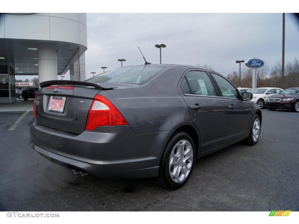 2011 Fusion SE - Sterling Grey Metallic / Charcoal Black photo #3