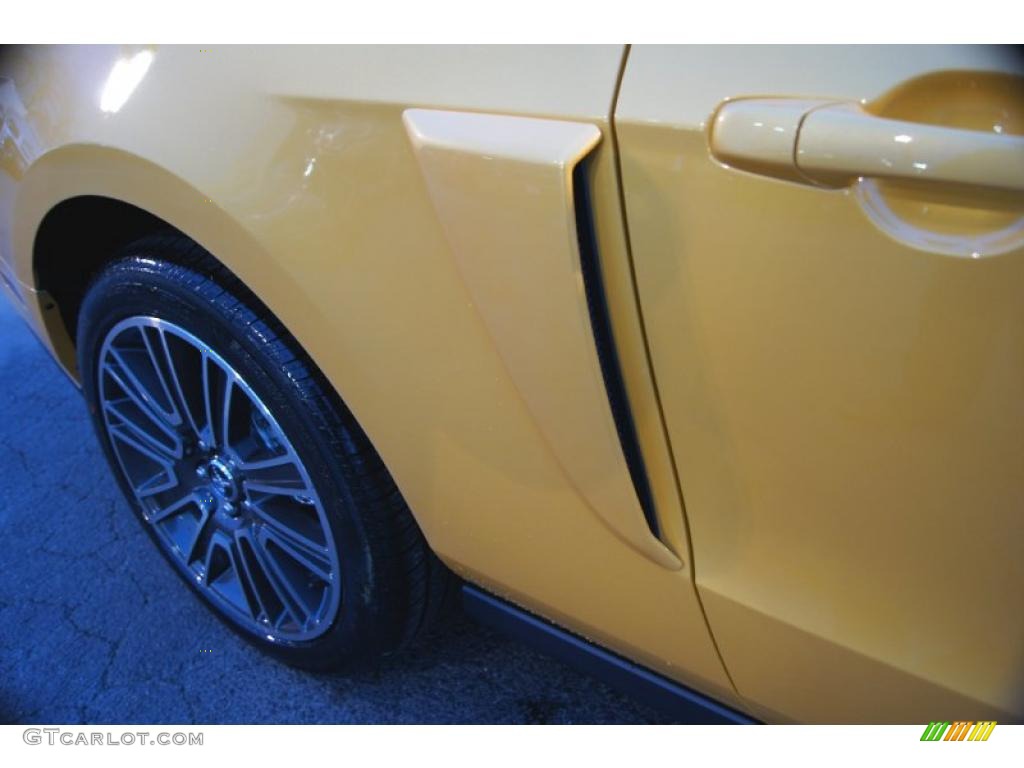 2011 Mustang GT Premium Coupe - Yellow Blaze Metallic Tri-coat / Charcoal Black/Cashmere photo #18