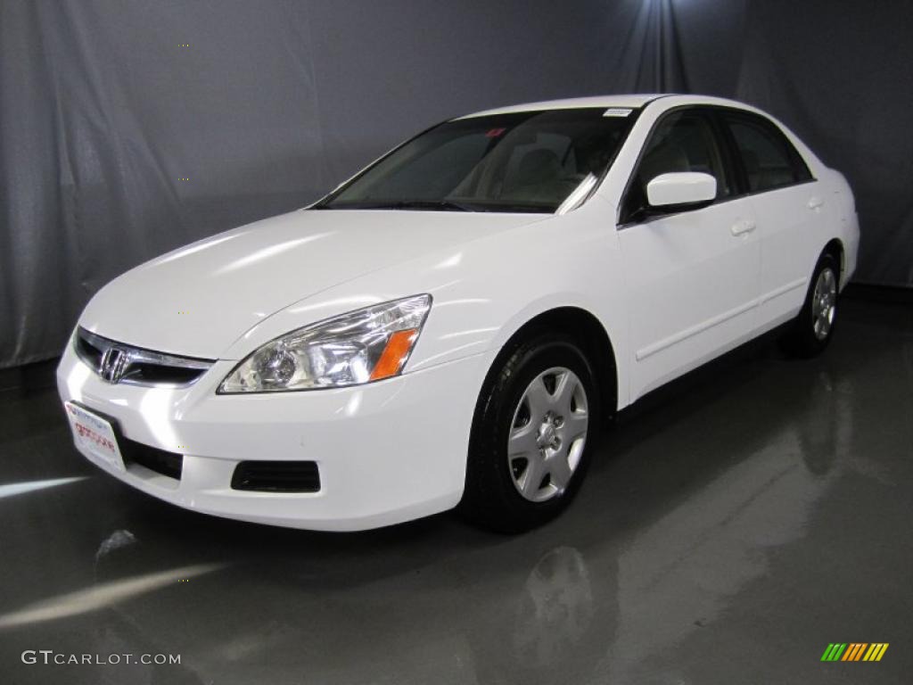 2006 Accord LX Sedan - Taffeta White / Ivory photo #1