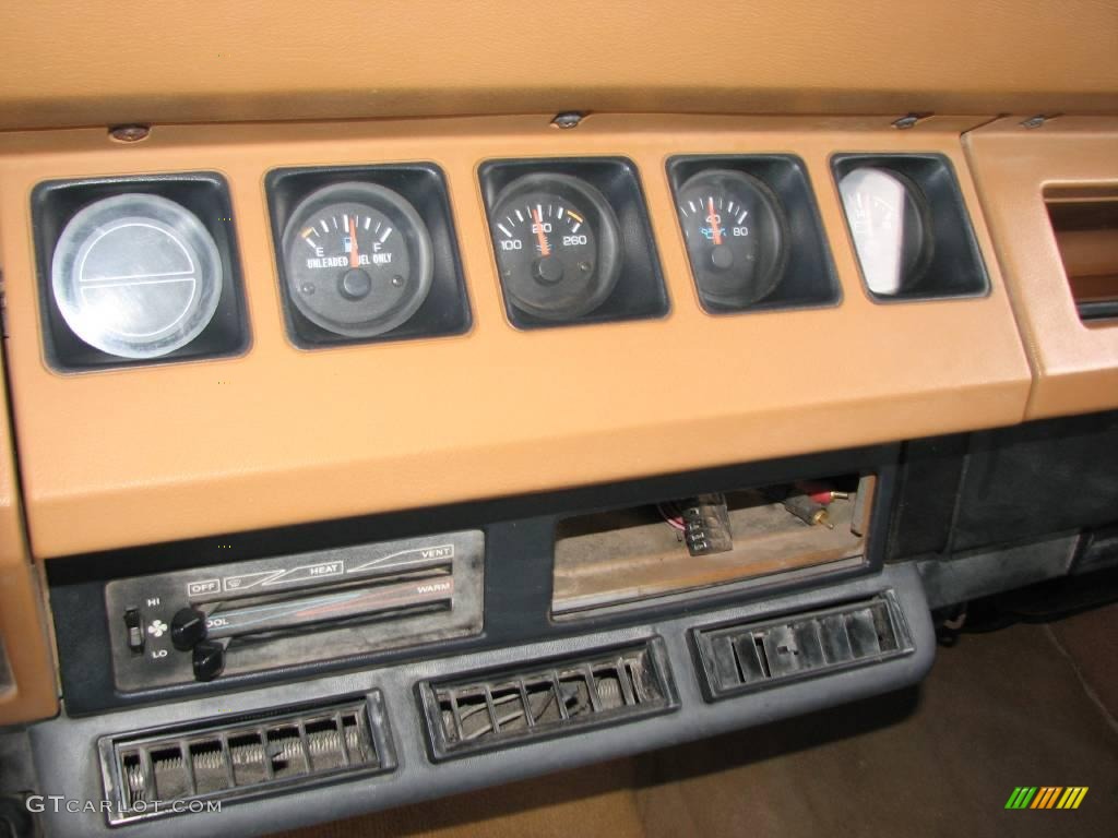 1995 Wrangler SE 4x4 - Light Pearlstone Pearl / Spice Beige photo #15