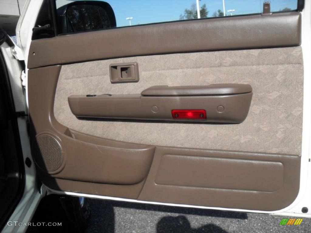 2000 Toyota Tacoma V6 PreRunner Extended Cab Oak Door Panel Photo #42465519