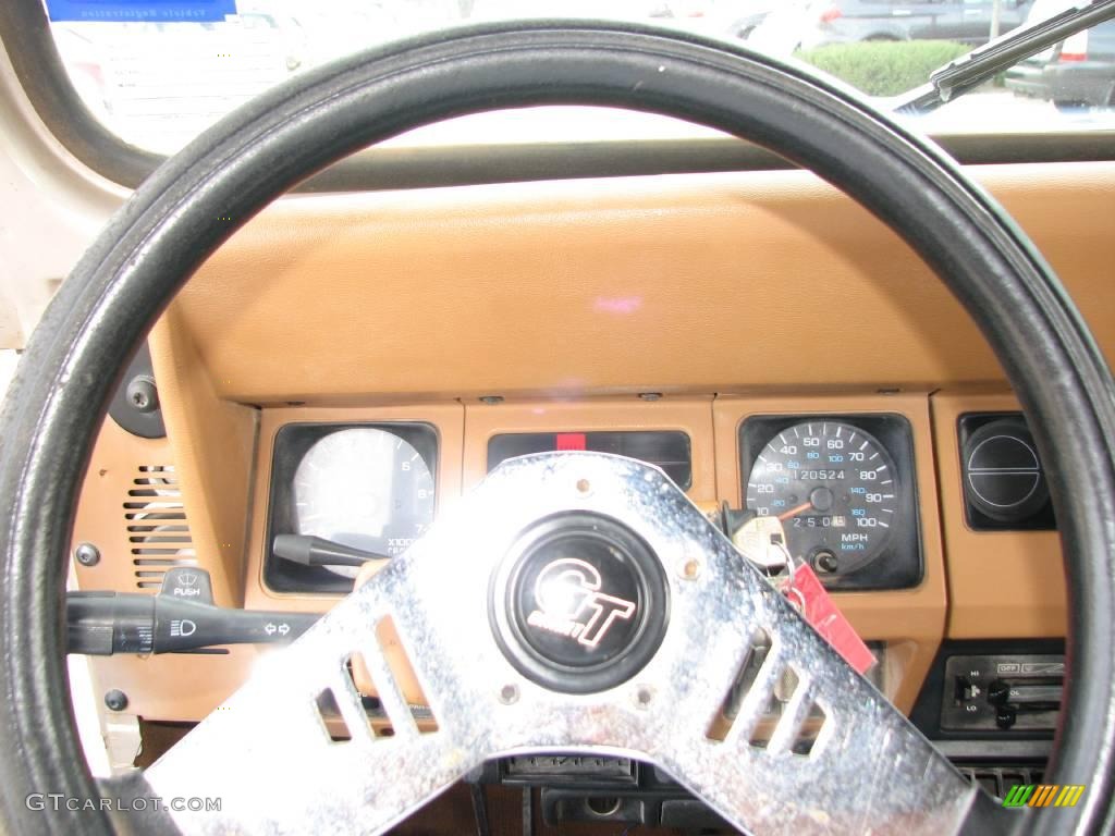 1995 Wrangler SE 4x4 - Light Pearlstone Pearl / Spice Beige photo #16