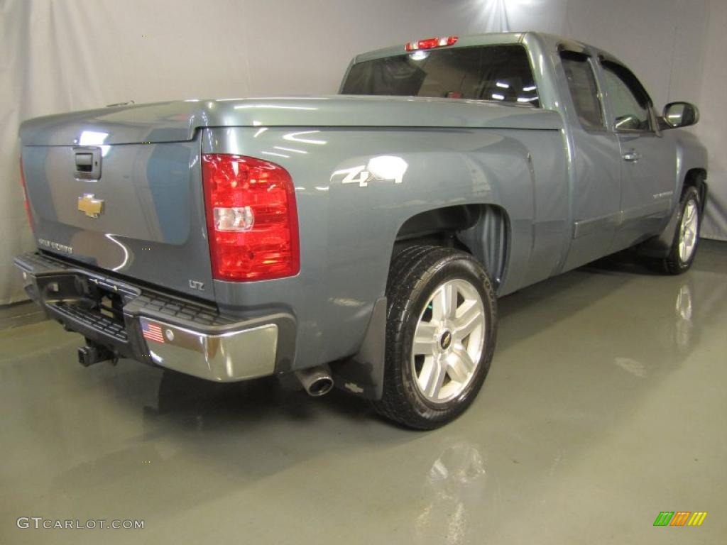 2008 Silverado 1500 LTZ Extended Cab 4x4 - Blue Granite Metallic / Ebony photo #11