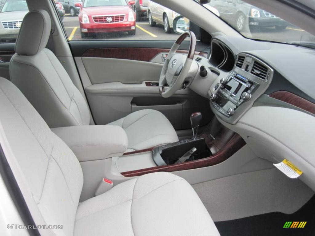Light Gray Interior 2011 Toyota Avalon Limited Photo #42467219