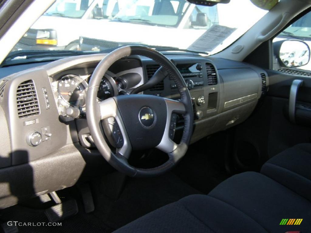 2008 Silverado 1500 LT Regular Cab 4x4 - Black / Ebony photo #8