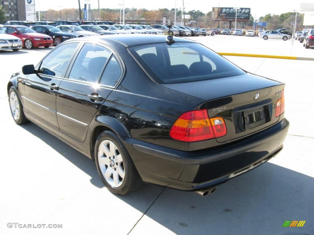 2005 3 Series 325i Sedan - Black Sapphire Metallic / Black photo #3