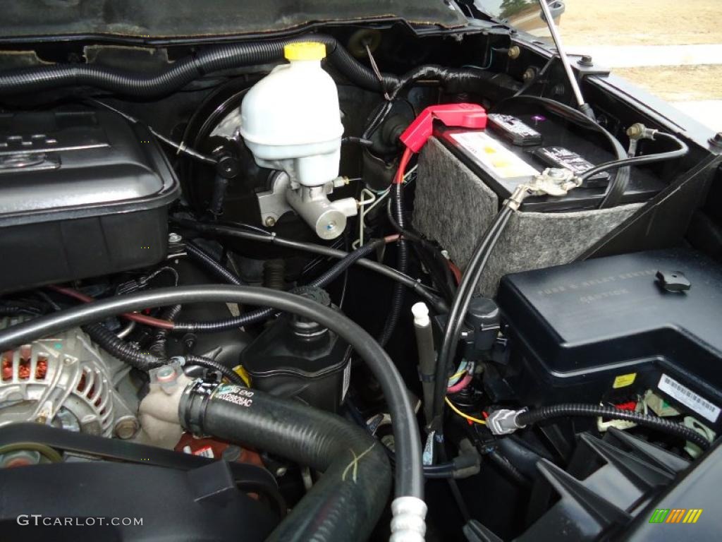 2005 Dodge Ram 1500 SLT Regular Cab 4x4 4.7 Liter SOHC 16-Valve V8 Engine Photo #42472412
