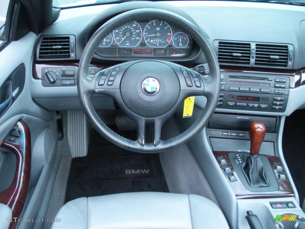 2002 3 Series 330i Convertible - Alpine White / Black photo #23