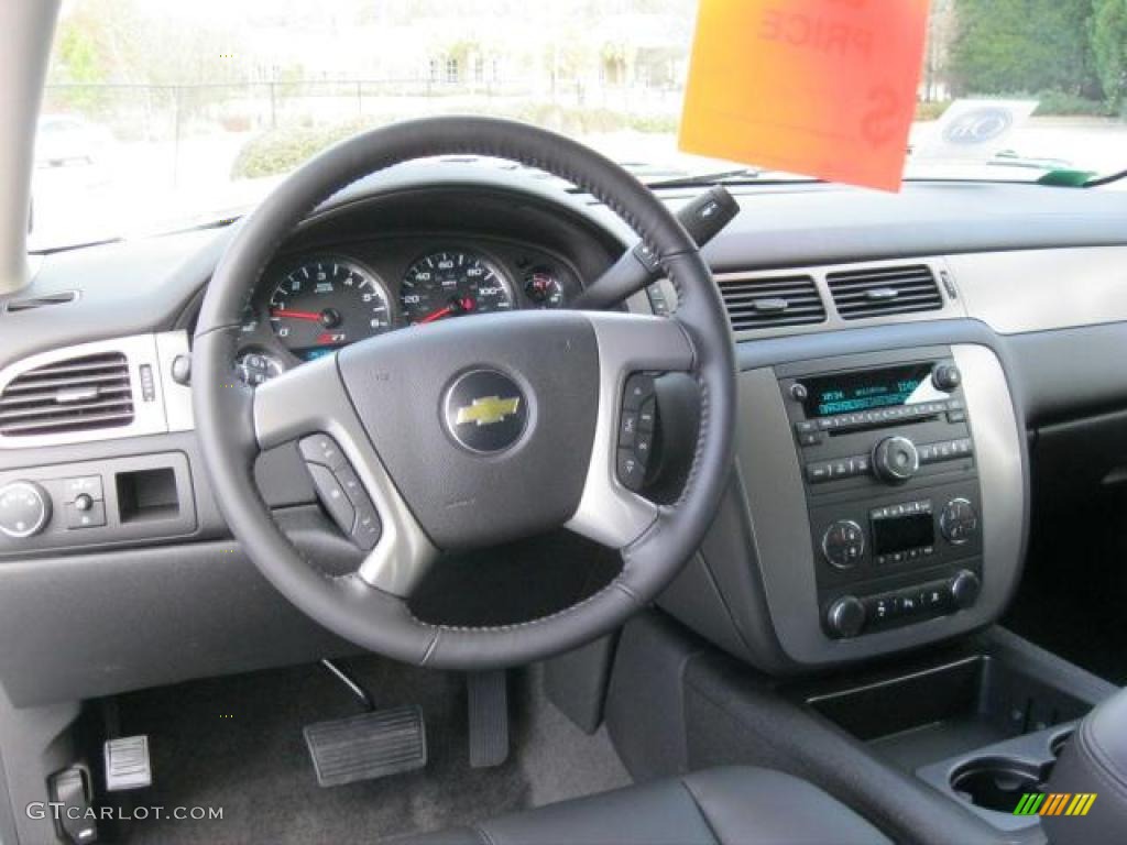 2011 Suburban LT - Summit White / Ebony photo #8