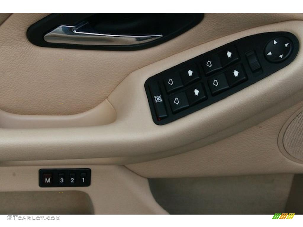 2001 BMW 5 Series 530i Sedan Controls Photo #42478098