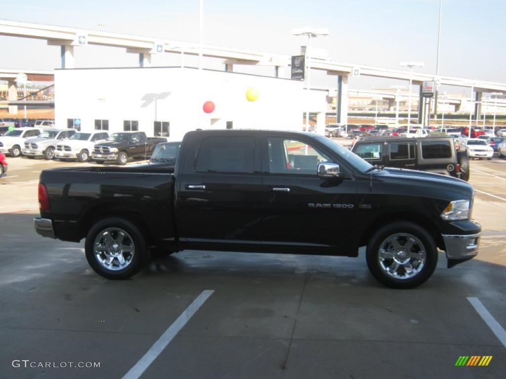 2011 Ram 1500 Laramie Crew Cab - Brilliant Black Crystal Pearl / Dark Slate Gray photo #6