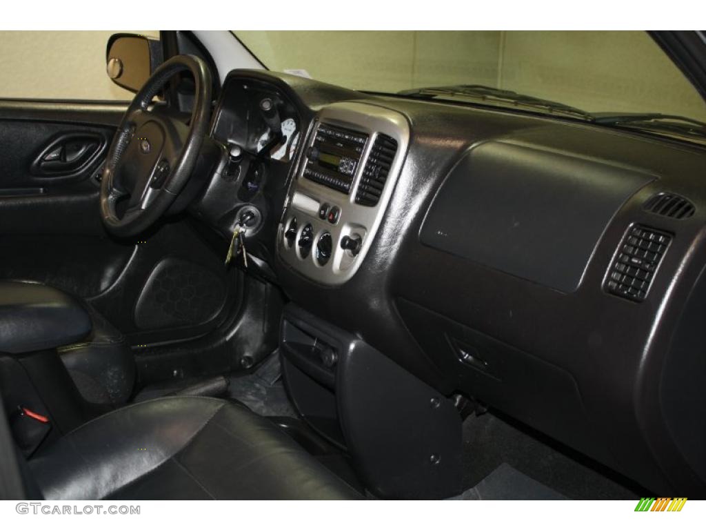 2004 Escape Limited 4WD - Dark Shadow Grey Metallic / Ebony Black photo #7