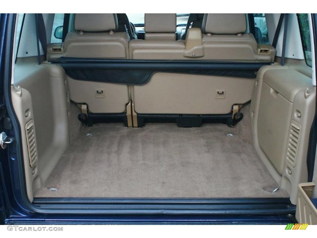 2002 Land Rover Discovery II SE Trunk Photo #42478952