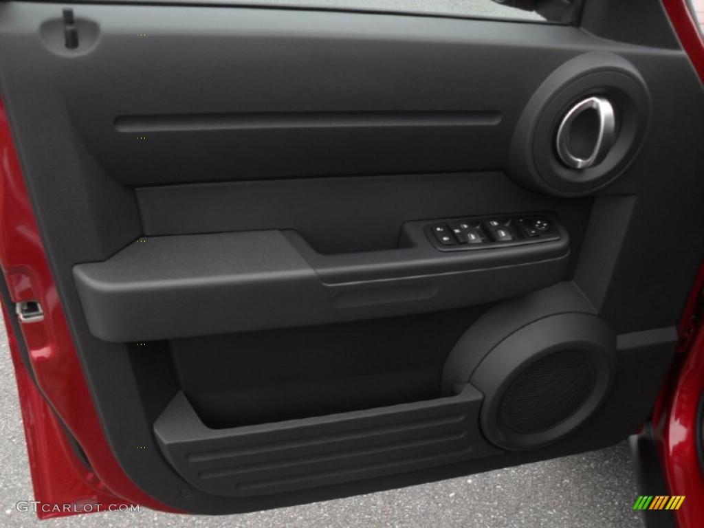 2011 Dodge Nitro Heat Dark Slate Gray Door Panel Photo #42485737