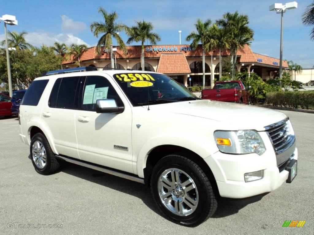 White Sand Tri coat Ford Explorer