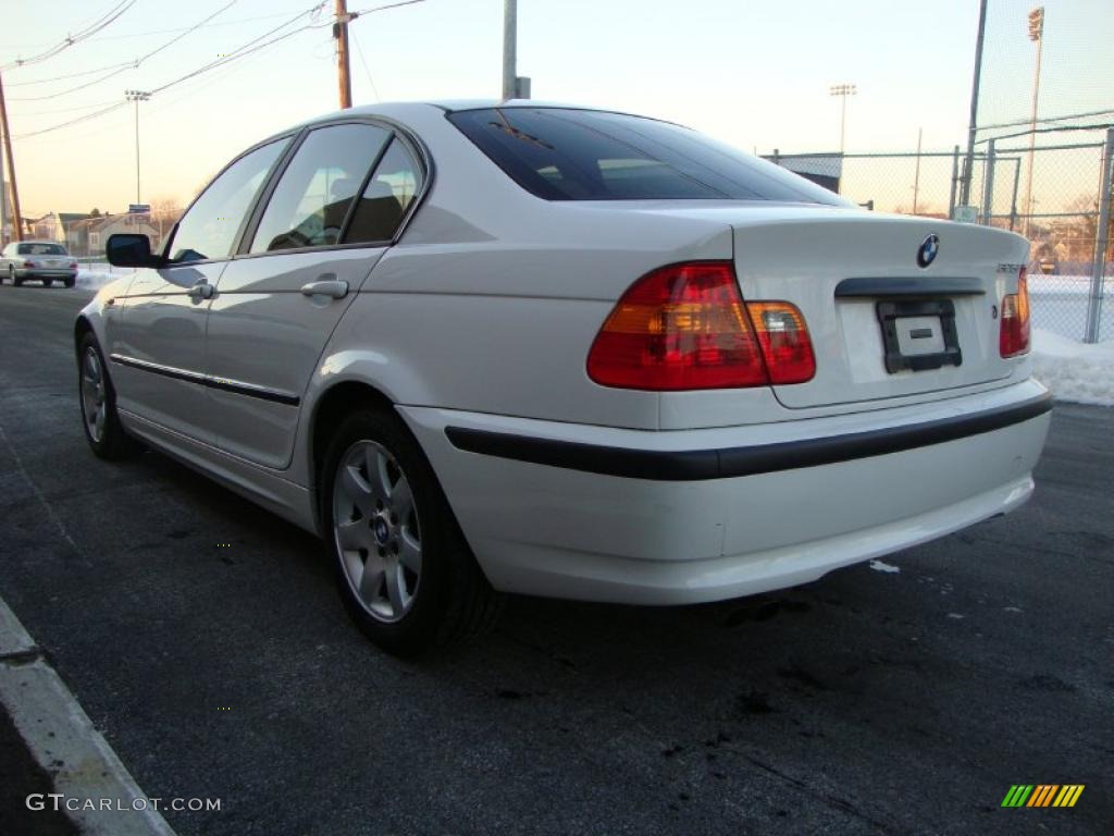 2003 3 Series 325i Sedan - Alpine White / Sand photo #3