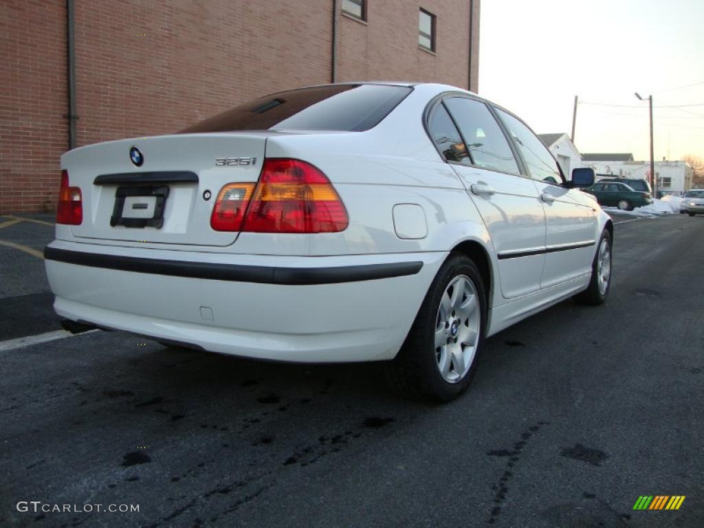 2003 3 Series 325i Sedan - Alpine White / Sand photo #4