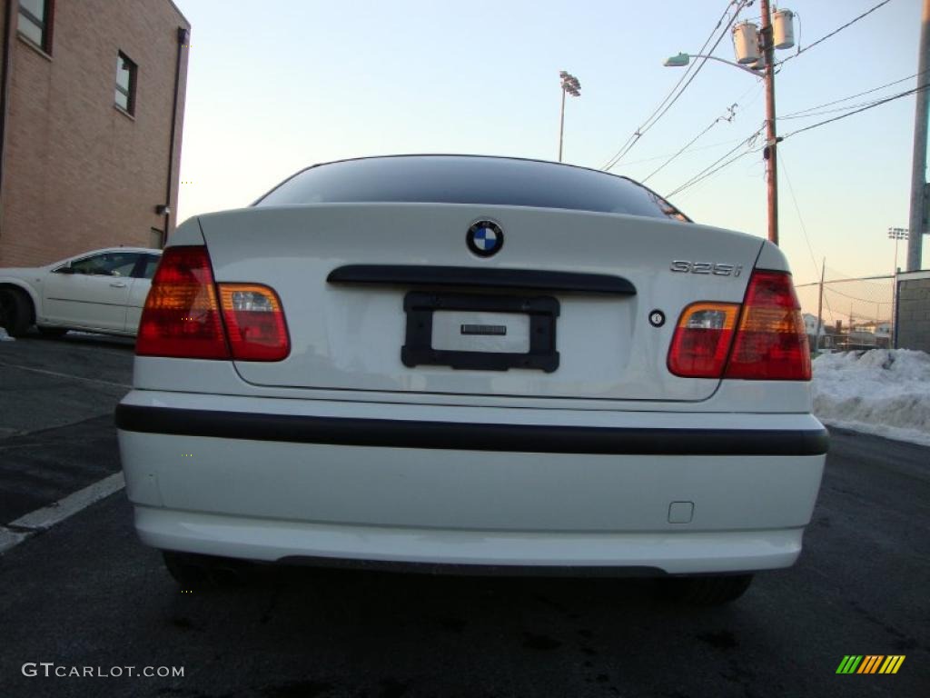 2003 3 Series 325i Sedan - Alpine White / Sand photo #10