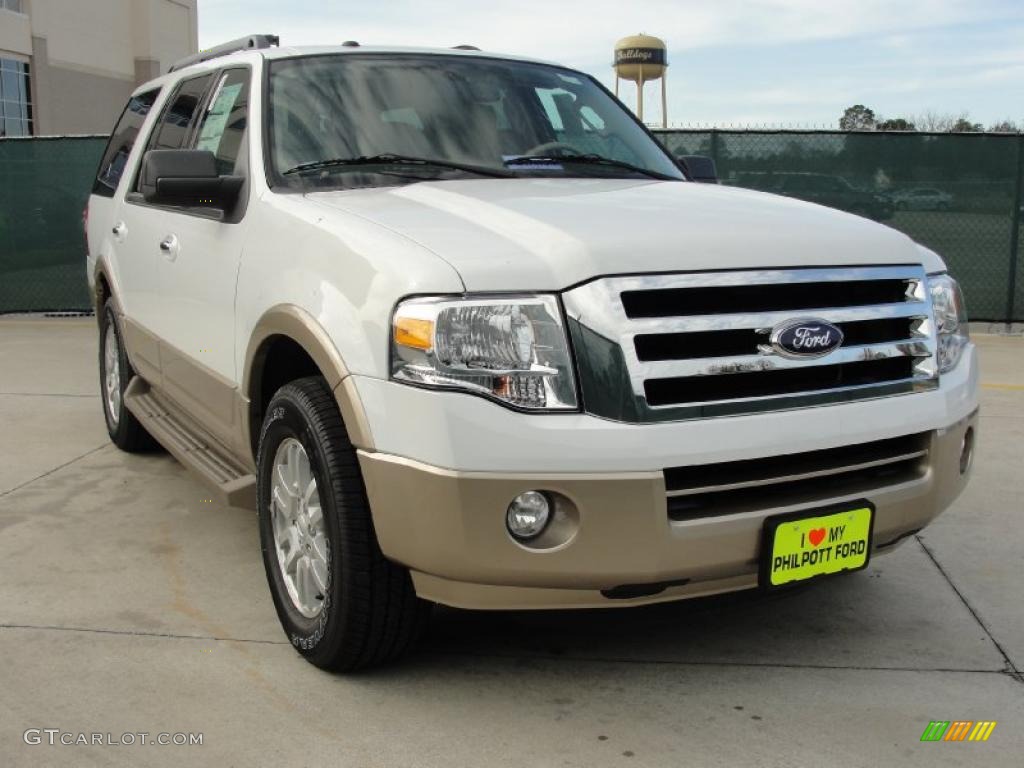 2011 Expedition XLT - Oxford White / Camel photo #1