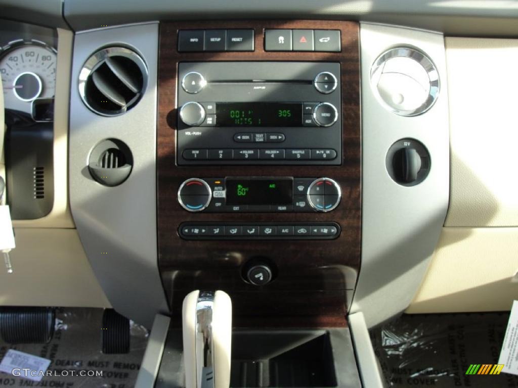 2011 Ford Expedition XLT Controls Photo #42494442