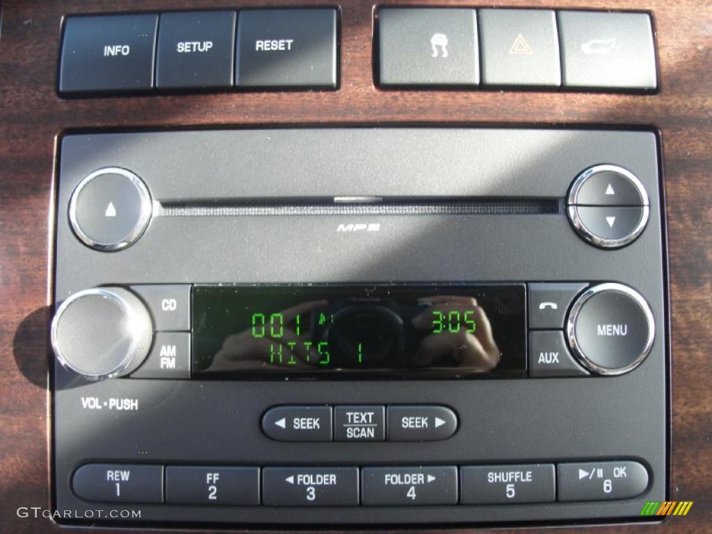 2011 Ford Expedition XLT Controls Photo #42494458