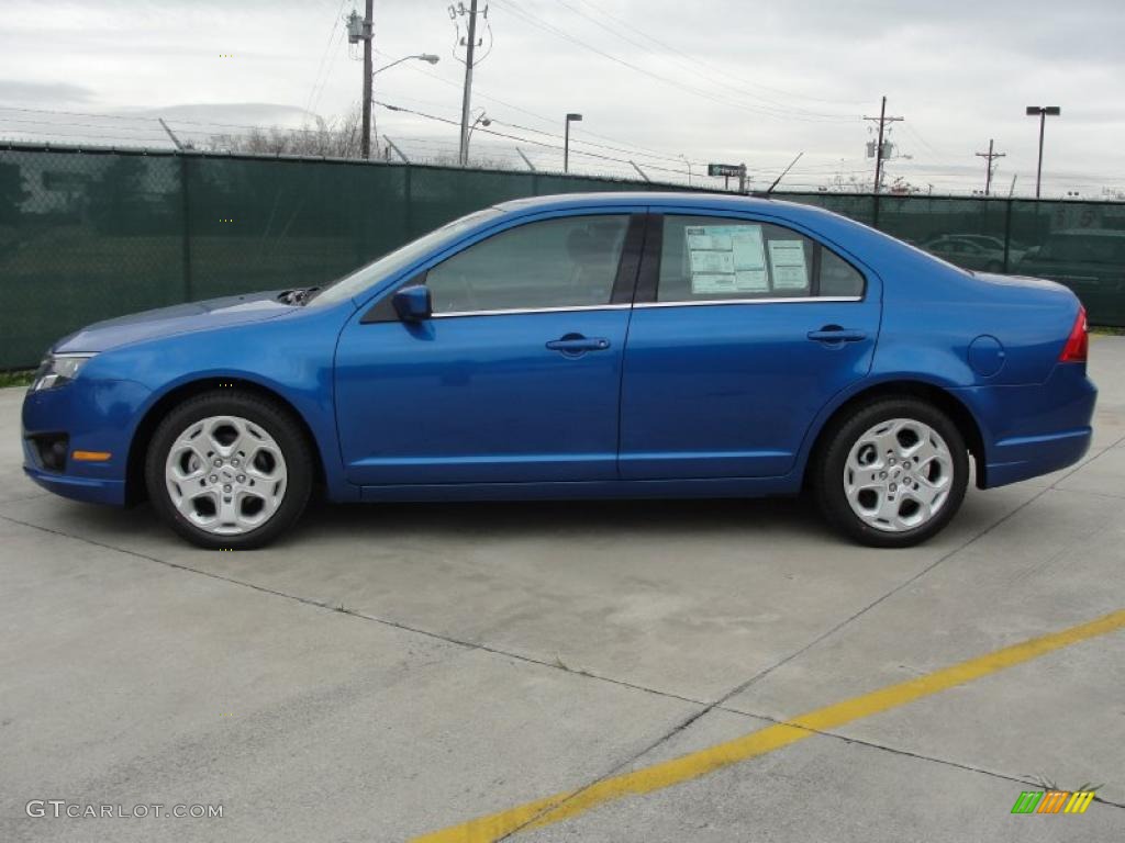 2011 Fusion SE - Blue Flame Metallic / Charcoal Black photo #6