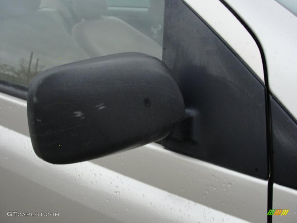 2003 ECHO Sedan - Silver Streak Mica / Shadow Gray photo #16