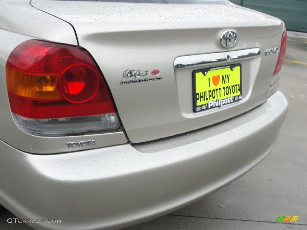 2003 ECHO Sedan - Silver Streak Mica / Shadow Gray photo #20