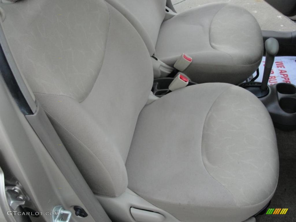 2003 ECHO Sedan - Silver Streak Mica / Shadow Gray photo #24